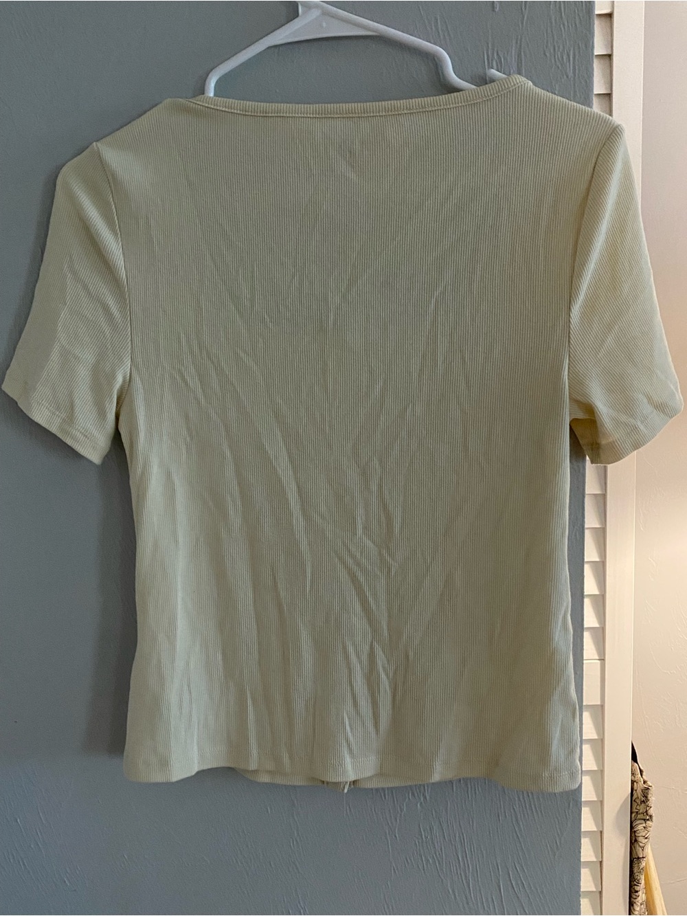 GAP Light Cream Ribbed Square-Neck Button-Front Tee - Picture 4 of 4